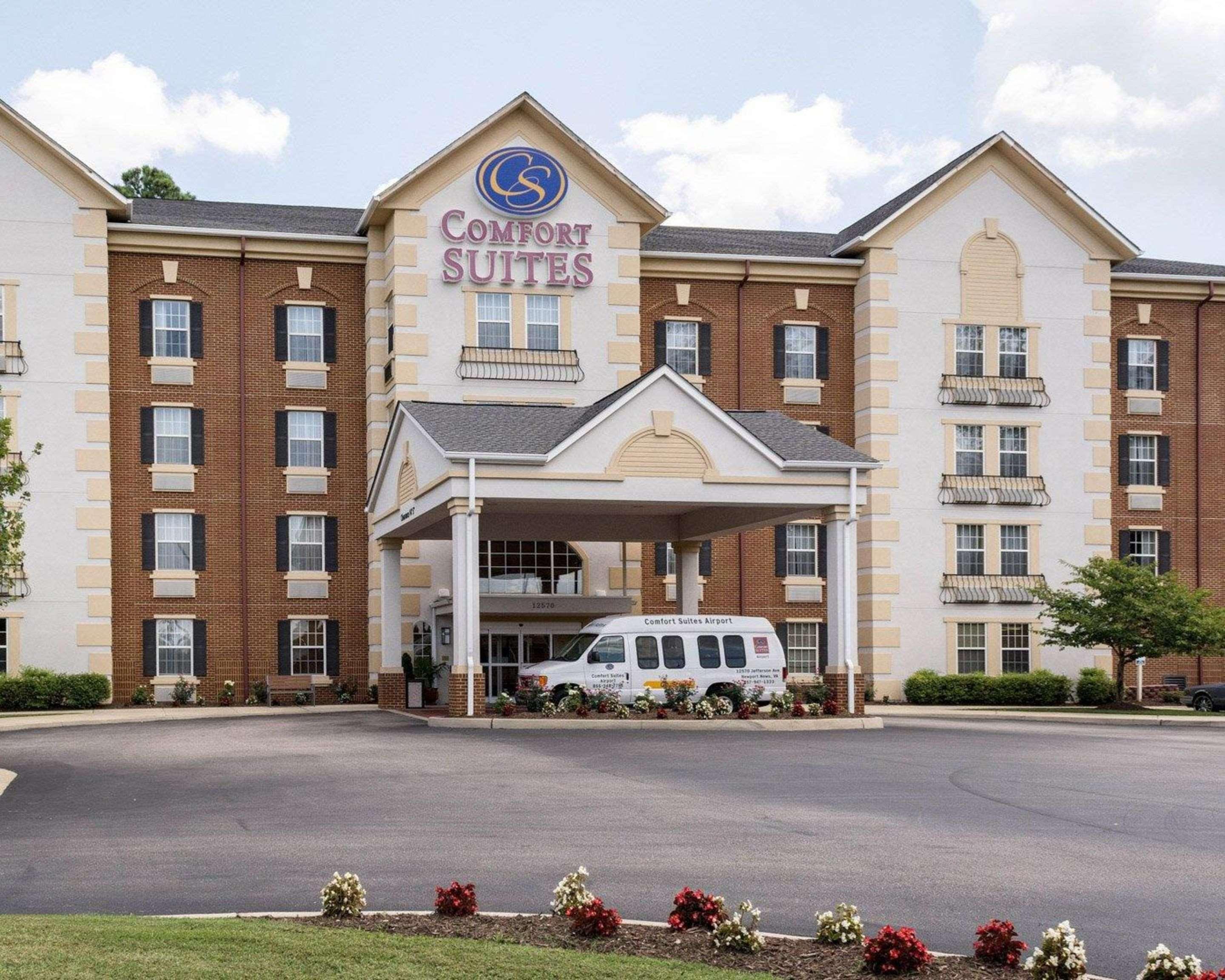 Comfort Suites Newport News Airport Экстерьер фото