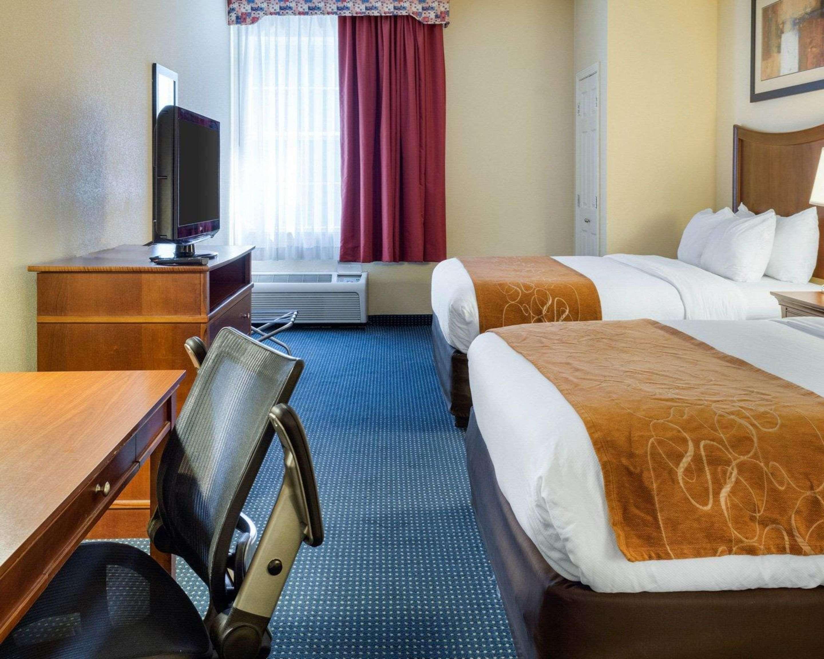 Comfort Suites Newport News Airport Экстерьер фото