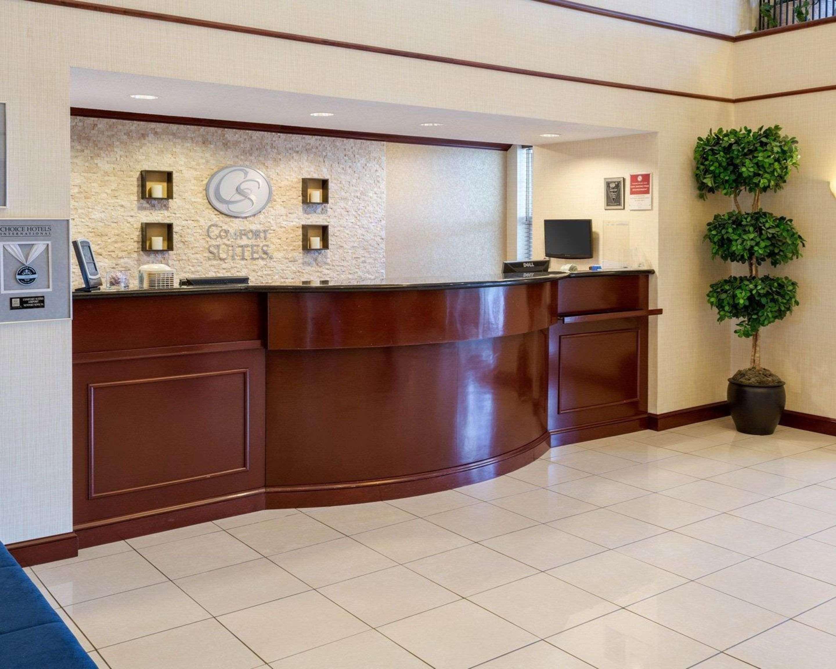 Comfort Suites Newport News Airport Экстерьер фото