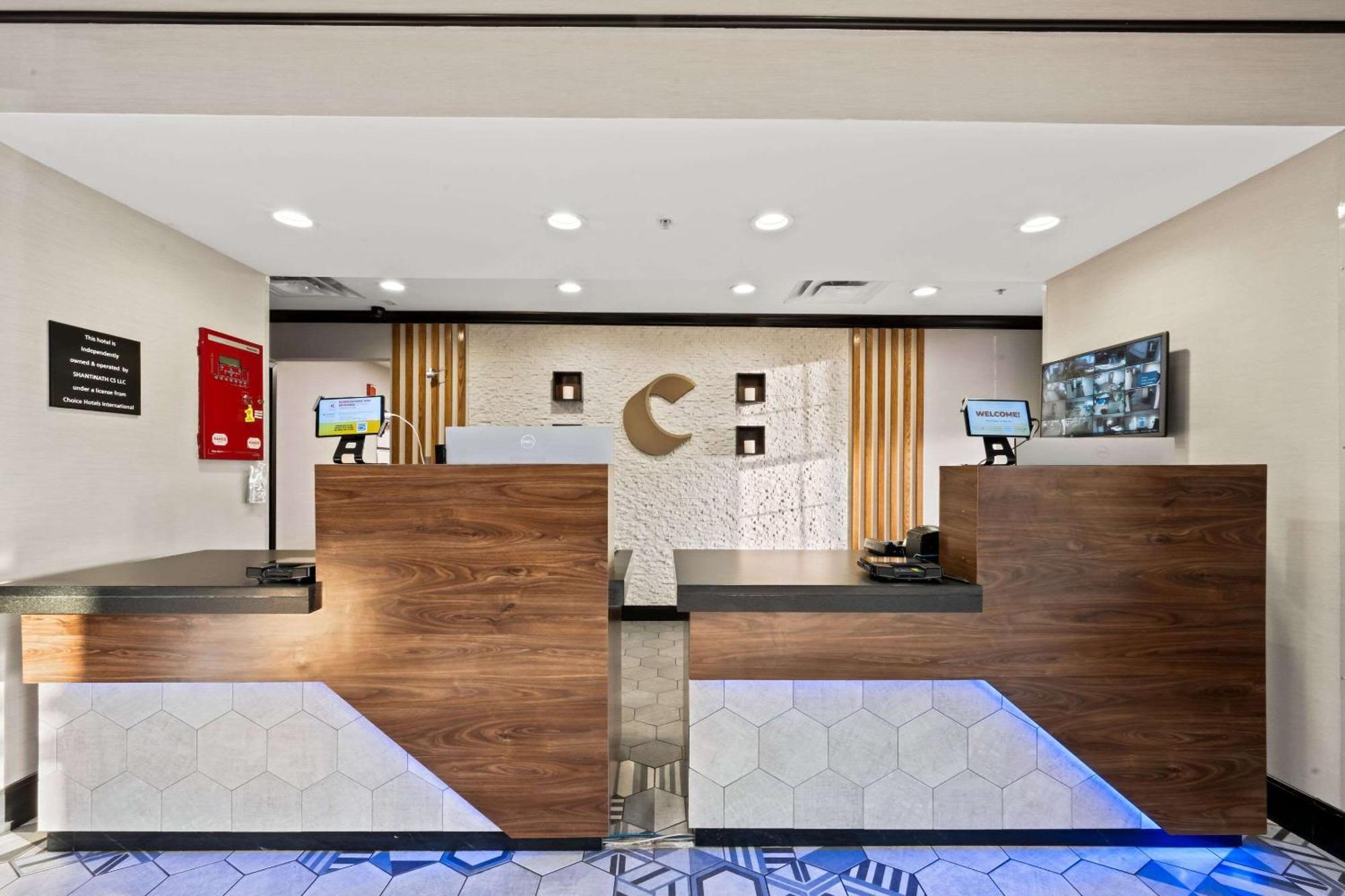 Comfort Suites Newport News Airport Экстерьер фото